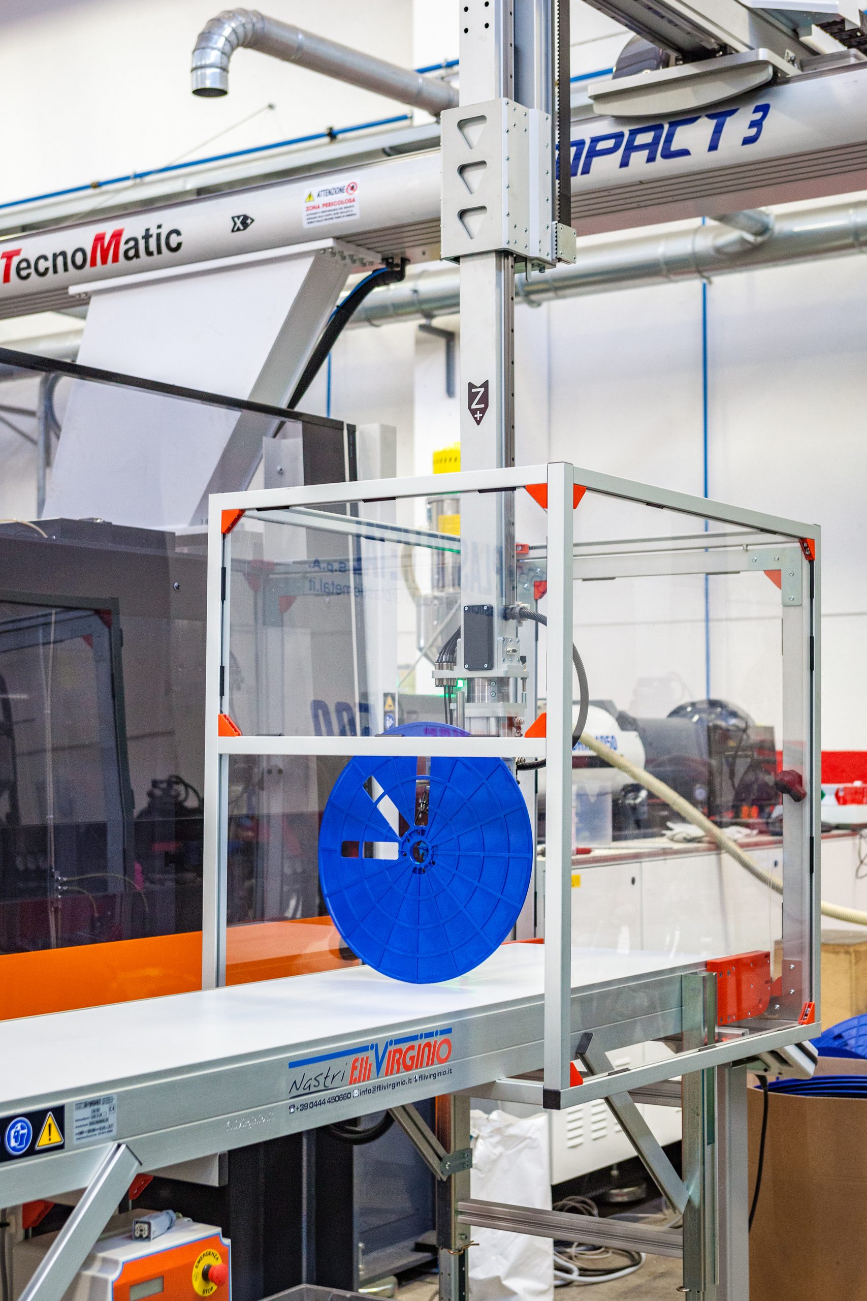 Injection moulding press